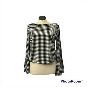 Dip Women Crop Top Size Medium Color Black/ White Long Bell Sleeve Pullover